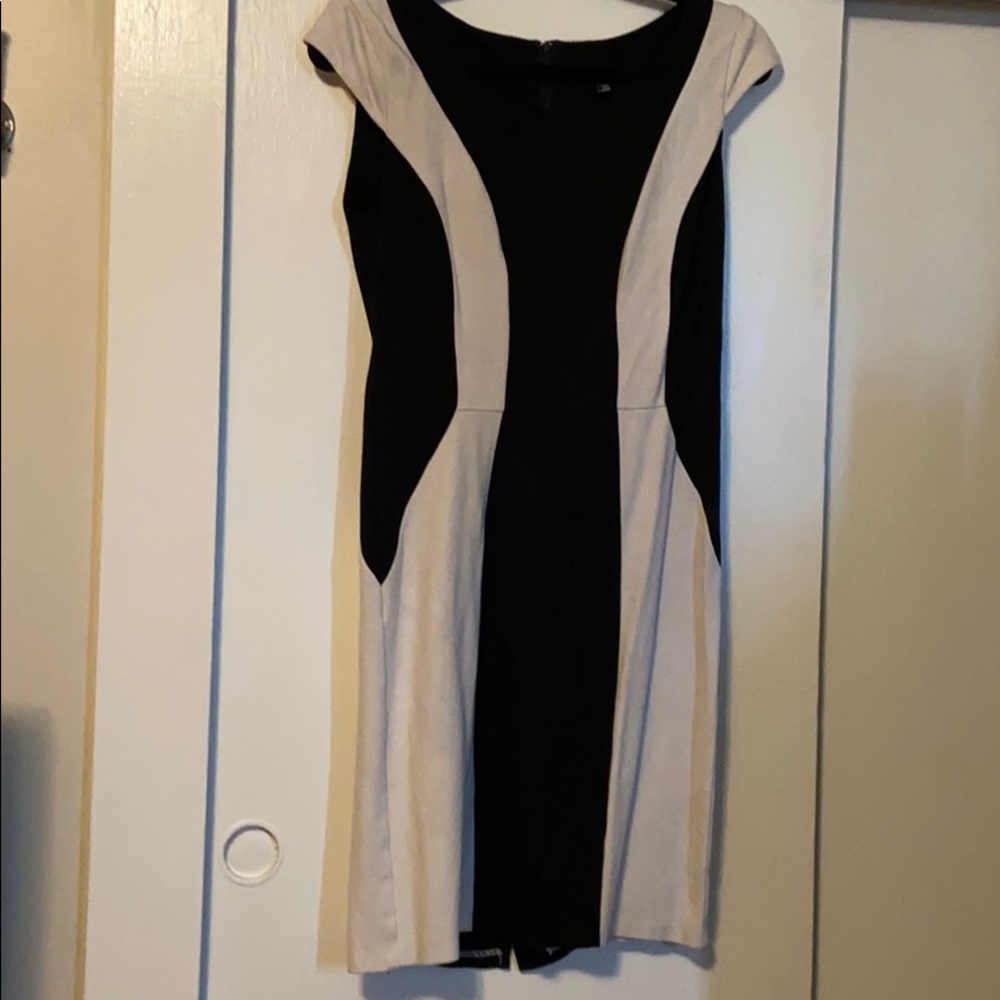 Dress - Picture 2 of 5